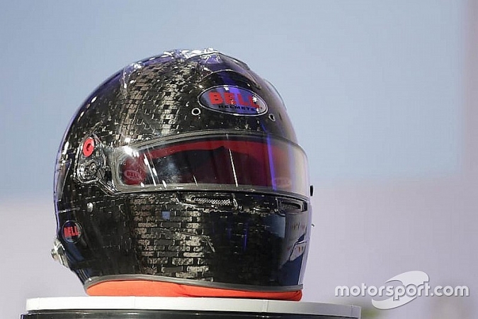 FIA nâng chuẩn mũ bảo hiểm xe đua Công thức 1