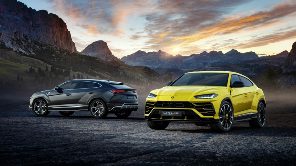 Lamborghini Urus bị triệu hồi vì nguy cơ cháy xe