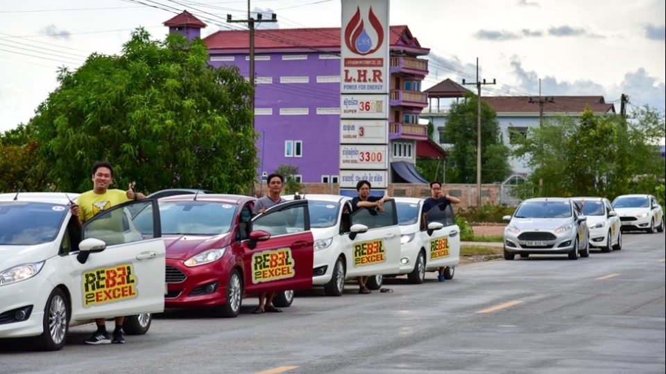 “Rebel to Excel” – Hành trình chinh phục 3 quốc gia
