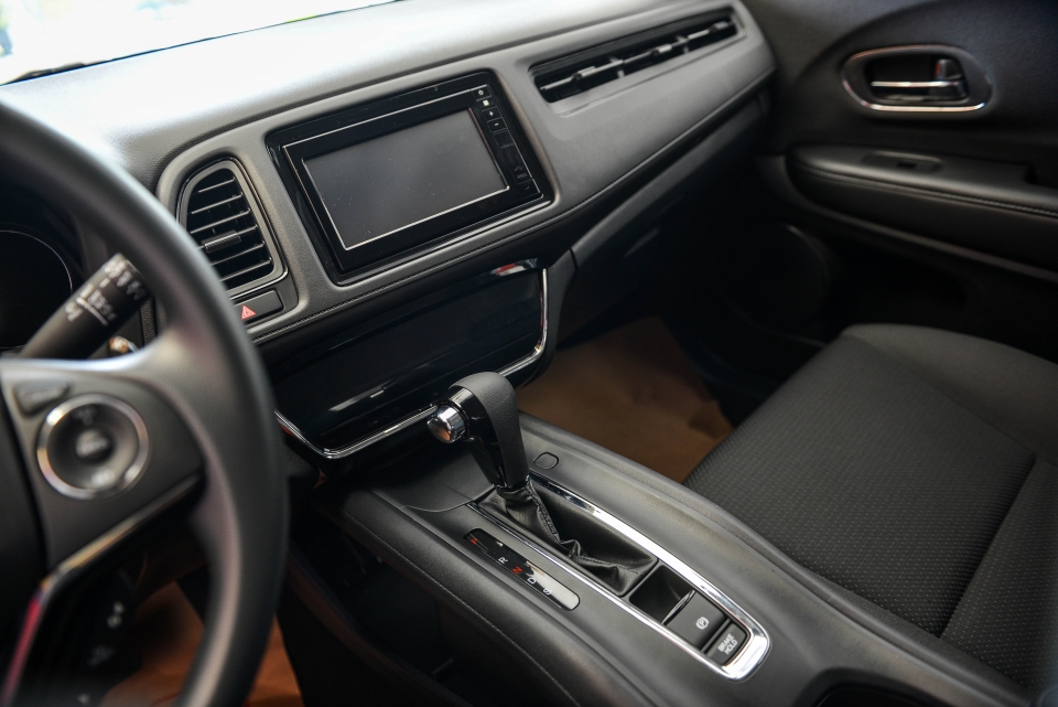 can canh honda hr v vua ra mat tai viet nam gia gan 900 trieu