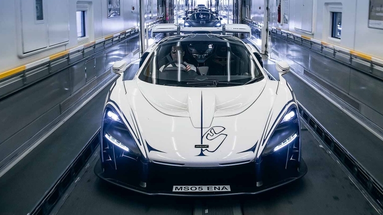 Đây là cách siêu xe McLaren Senna số 001 được chuyển đến tay khách hàng