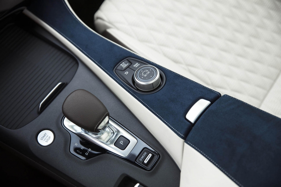 chiem nguong noi that tuyet dep cua infiniti qx50 2019