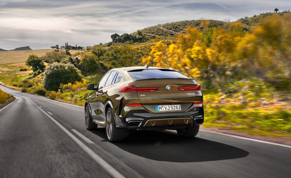 bmw ra mat x6 the he thu 3 thay doi tu ngoai vao trong