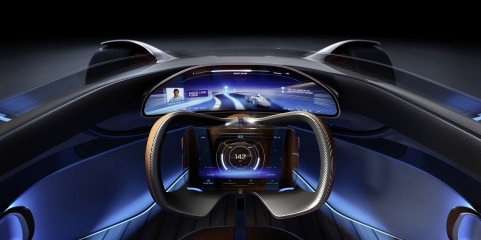 mercedes gioi thieu mui ten bac moi mang ten eq silver arrow