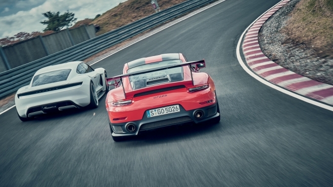 Choáng với tiền lãi của Porsche: 153 USD mỗi giây, 13 triệu USD mỗi ngày