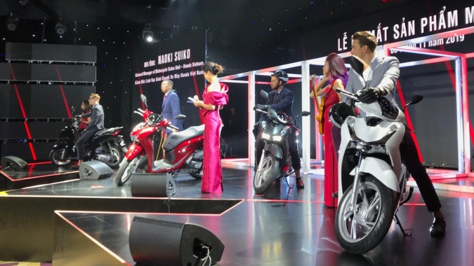 Honda SH thế hệ mới ra mắt, giá từ 70,99 triệu đồng