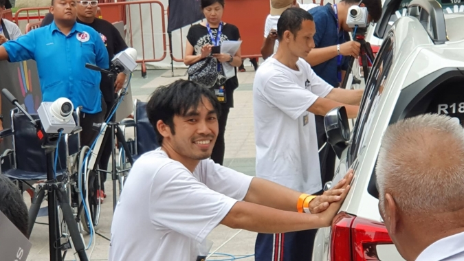 Người Việt suýt chiến thắng trong cuộc thi Subaru Palm Challenge