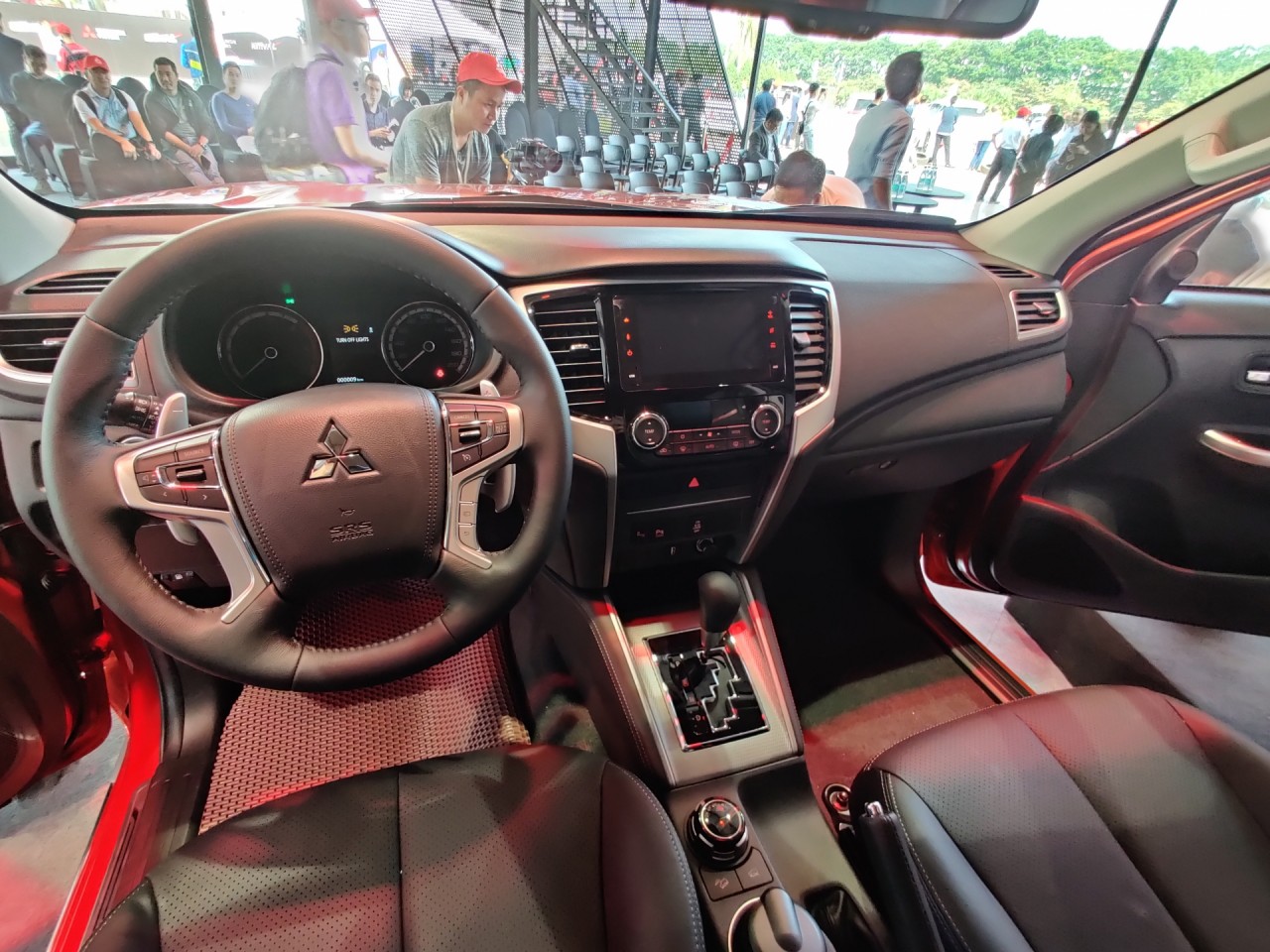 Mitsubishi Triton 2020: An toàn nhất phân khúc, giá cao nhất 865 triệu mitsubishi triton 2020 an toan nhat phan khuc gia cao nhat 865 trieu