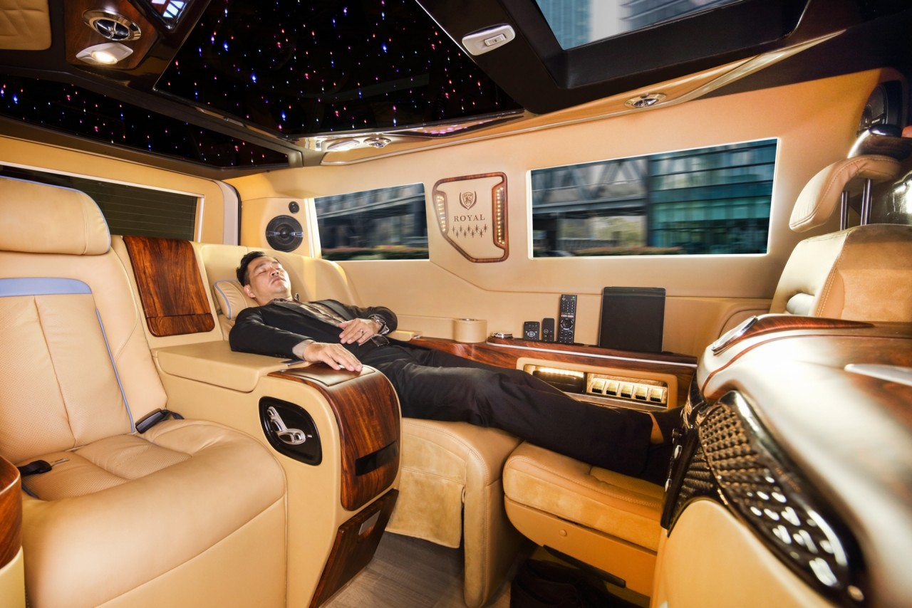 dcar royal lay cam hung tu rolls royce cullinan