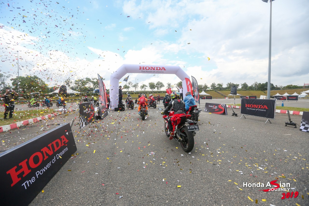 thoa suc trai nghiem xe phan khoi lon tai honda asian journey 2019