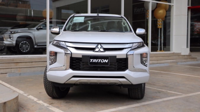 Mitsubishi Triton 2019 đã có mặt tại đại lý, giá 730,5 và 818,5 triệu đồng