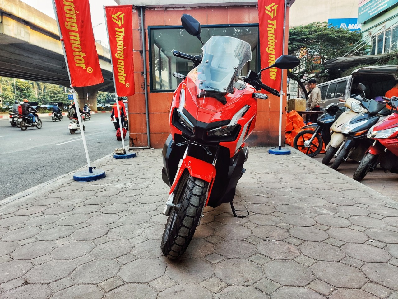 Chi tiết xe ga địa hình Honda ADV 150 tại Việt Nam