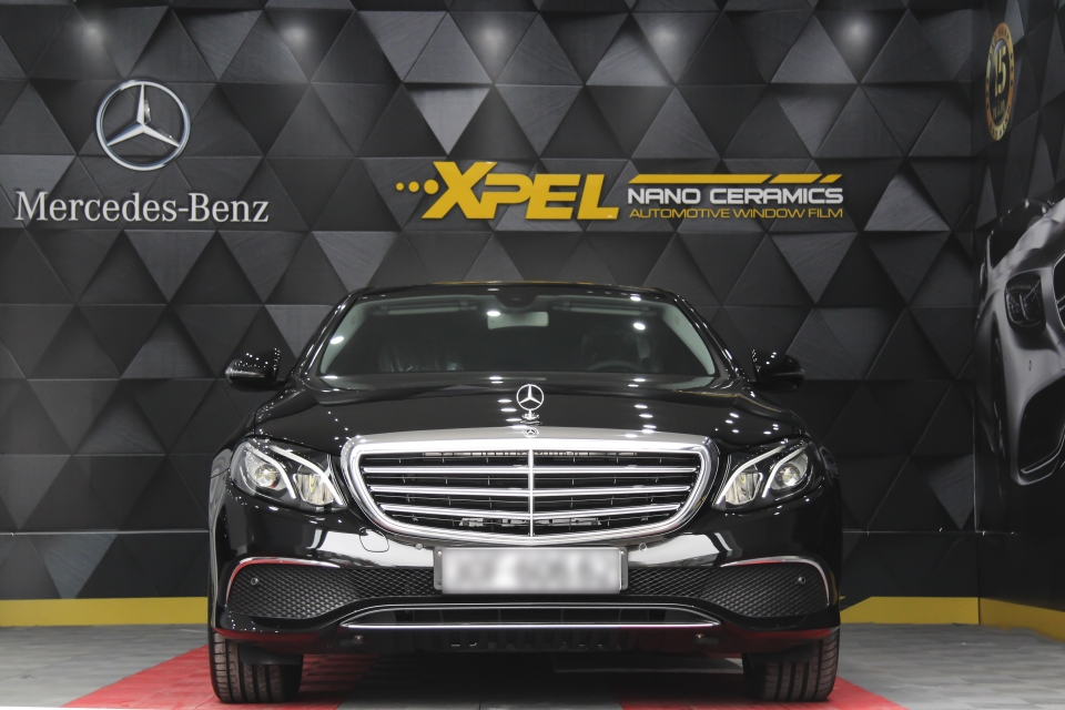hop tac chien luoc phim cach nhiet xpel mercedes benz haxaco