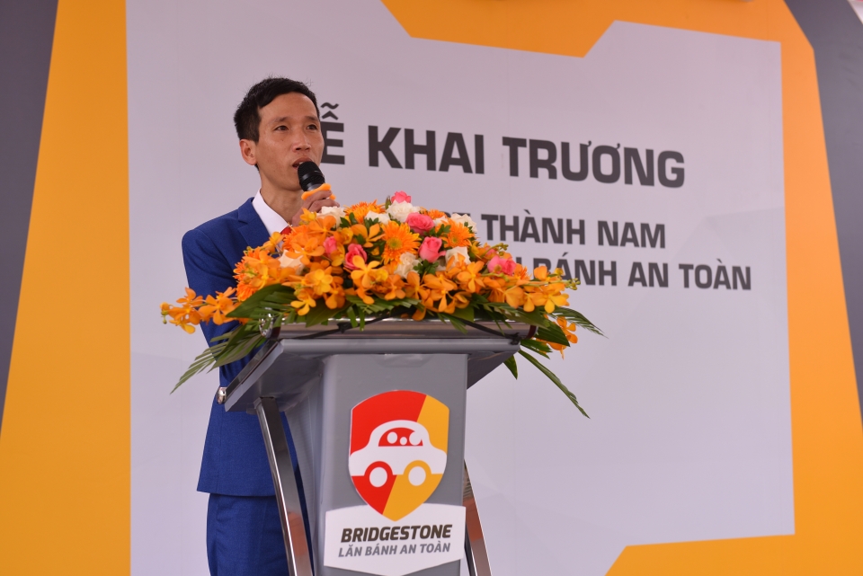 bridgestone lan banh an toan tro lai tai nam dinh