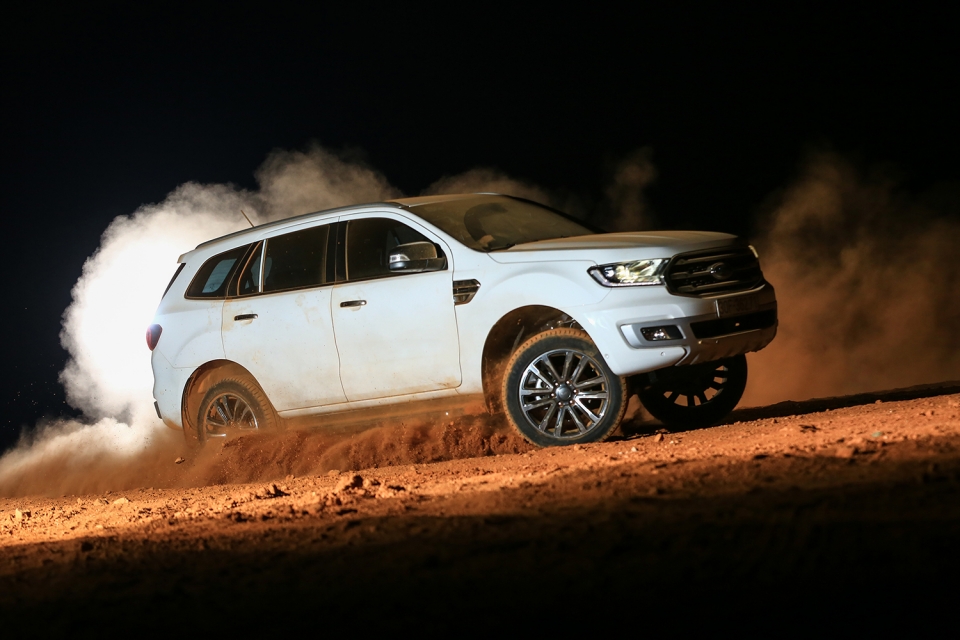 tan mat chiem nguong ford everest 2019 tai trien lam vms 2018