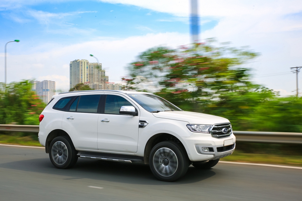 tan mat chiem nguong ford everest 2019 tai trien lam vms 2018