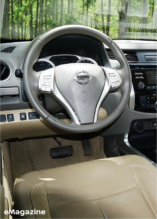 tron nang sai gon cung nissan navara vl 17414