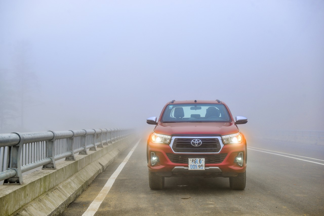 dong hanh chuong trinh suoi am ban cao cung toyota hilux