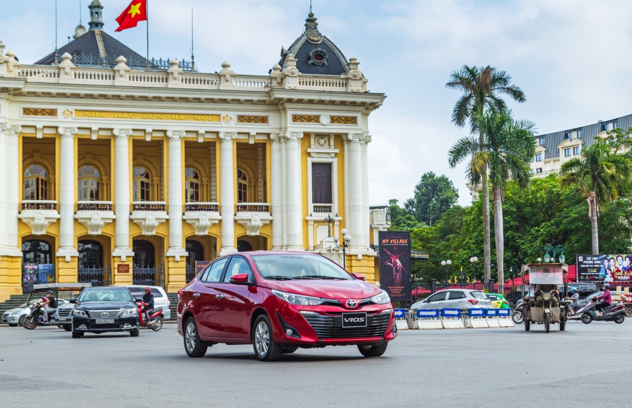Thị trường ô tô Việt: Hãng mạnh vượt lên bằng chất