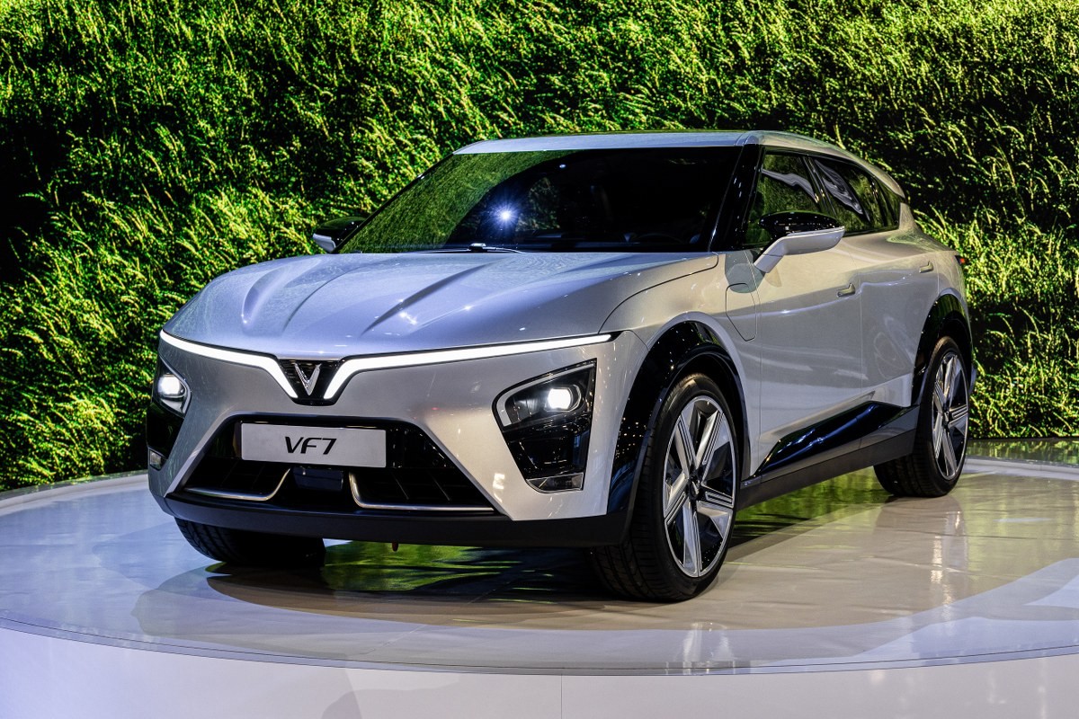 Tạp chí Forbes điền tên VinFast trong top 10 xe tuyệt nhất tại CES 2022