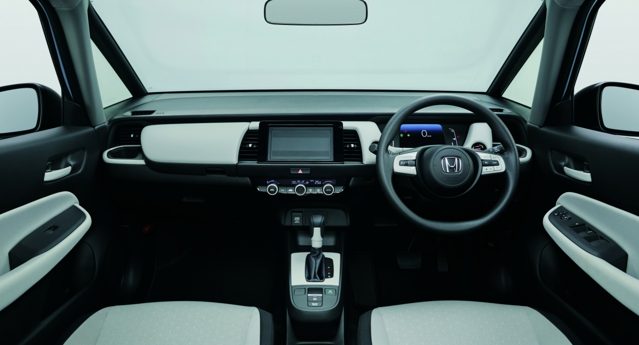 honda jazz hoan toan moi moi len ke tai nhat ban gia ban 330 536 trieu dong