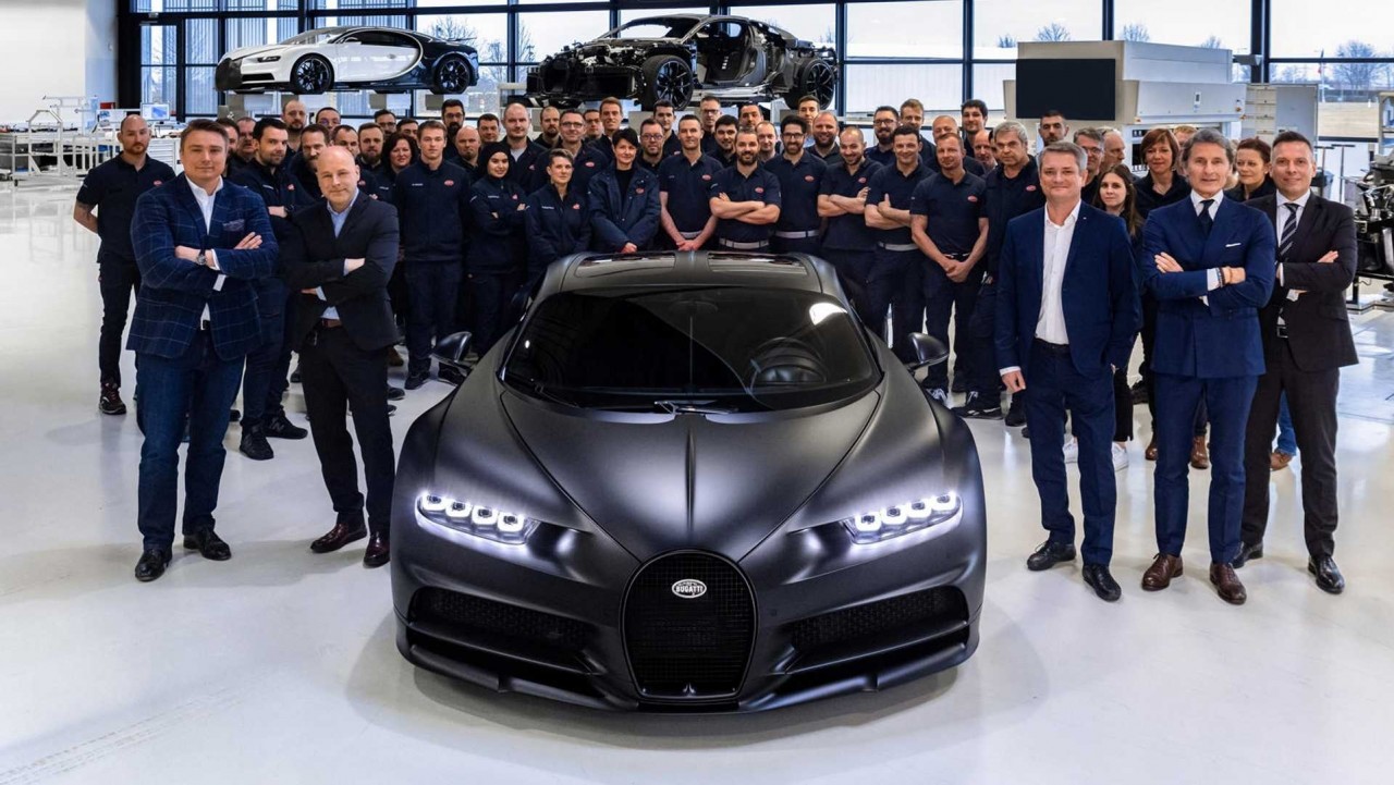 Siêu phẩm Bugatti Chiron thứ 250 trên toàn thế giới trình làng
