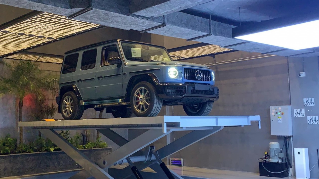 Garage siêu xe của doanh nhân Quốc Cường có gì đặc biệt?