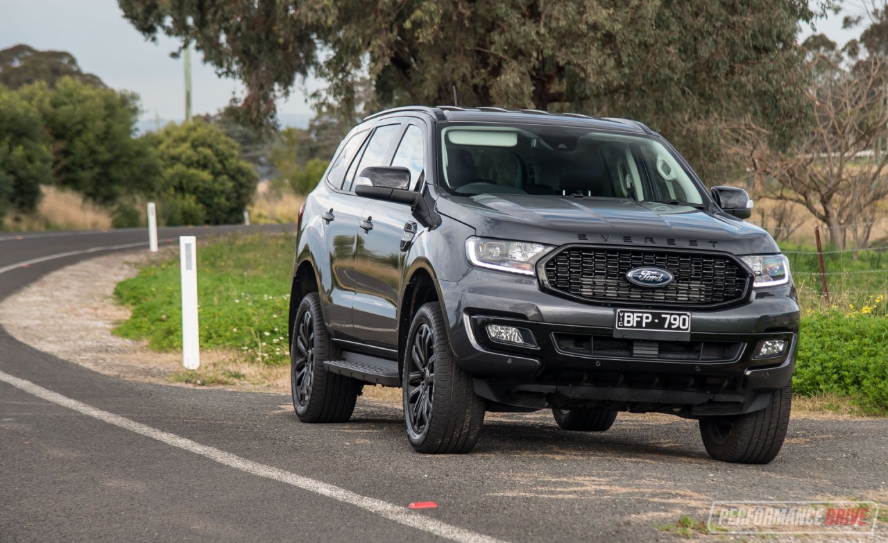 Ford Everest Sport nhận đặt hàng với giá 1,099 tỷ đồng