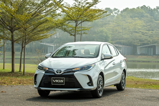 Lần đầu xếp trên Hyundai Accent, Toyota Vios vẫn vuột mất vị trí bán chạy nhất tháng