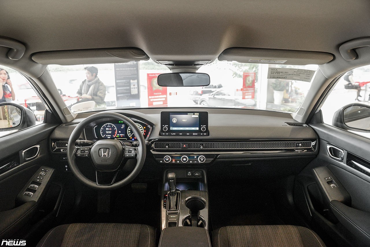 So sánh hai phiên bản Honda Civic 2022 qua ảnh