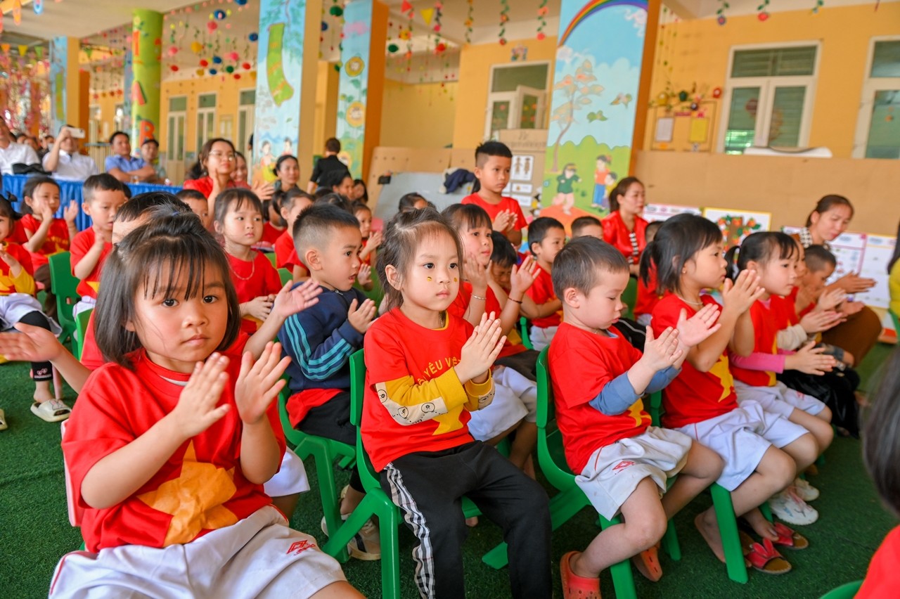 Tổ chức thành công chương trình Sưởi ấm bản cao 2022 tại Tri Lễ, Quế Phong, Nghệ An