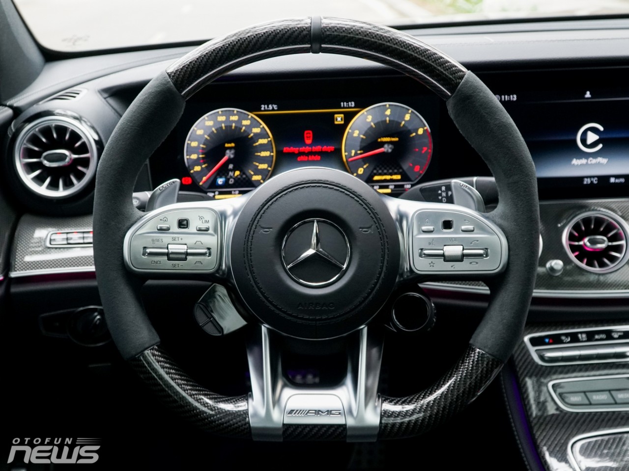 bo 800 trieu do mercedes e300 amg 8x ha thanh ban lai ngang gia xe moi