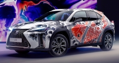Lexus UX phiên bản đặc biệt dành cho người mê cá Koi