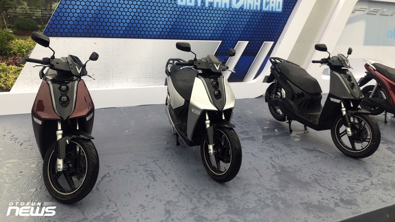 Những chiếc VinFast Theon 2021 đầu tiên được giao đến khách hàng