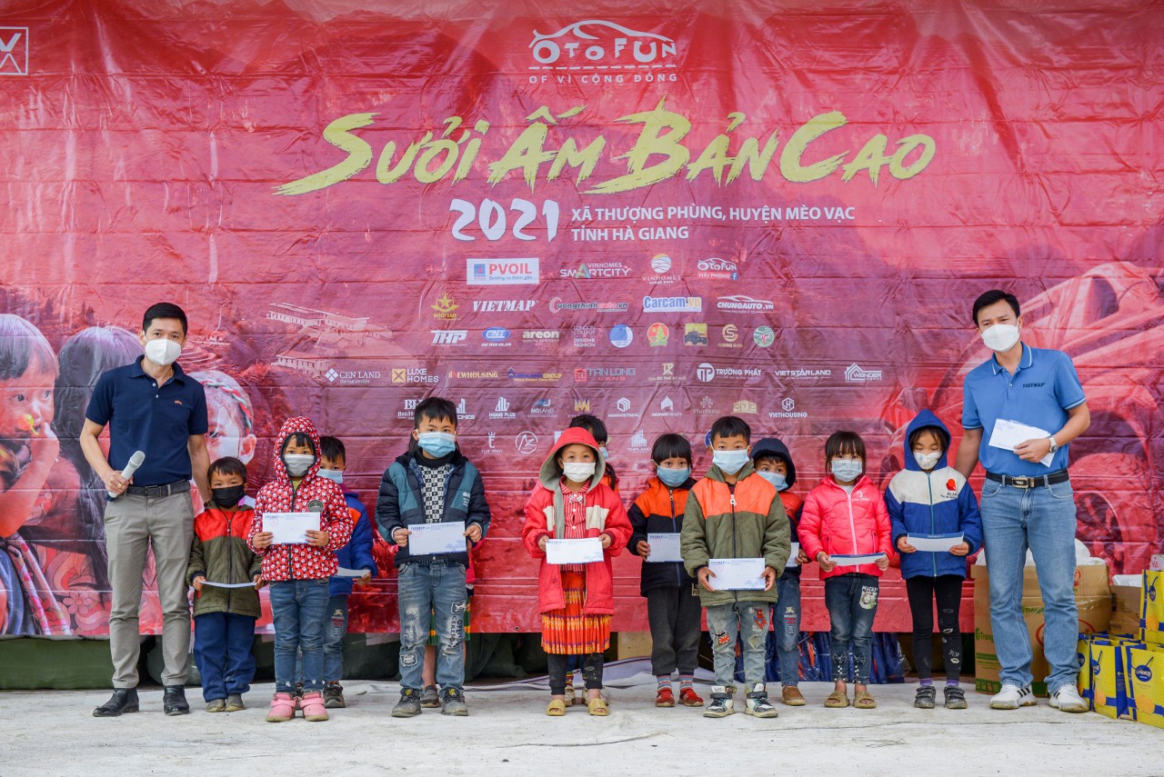 Hoàn thành chương trình Sưởi ấm bản cao 2021 Hoàn thành chương trình Sưởi ấm bản cao 2021