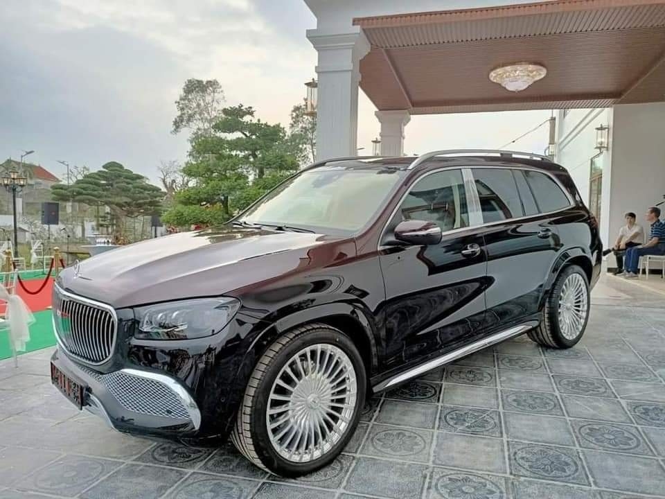 Đại gia Quảng Ninh chi 27 tỷ sắm Mercedes GLS600 Maybach và S500 2021 đầu tiên Việt Nam