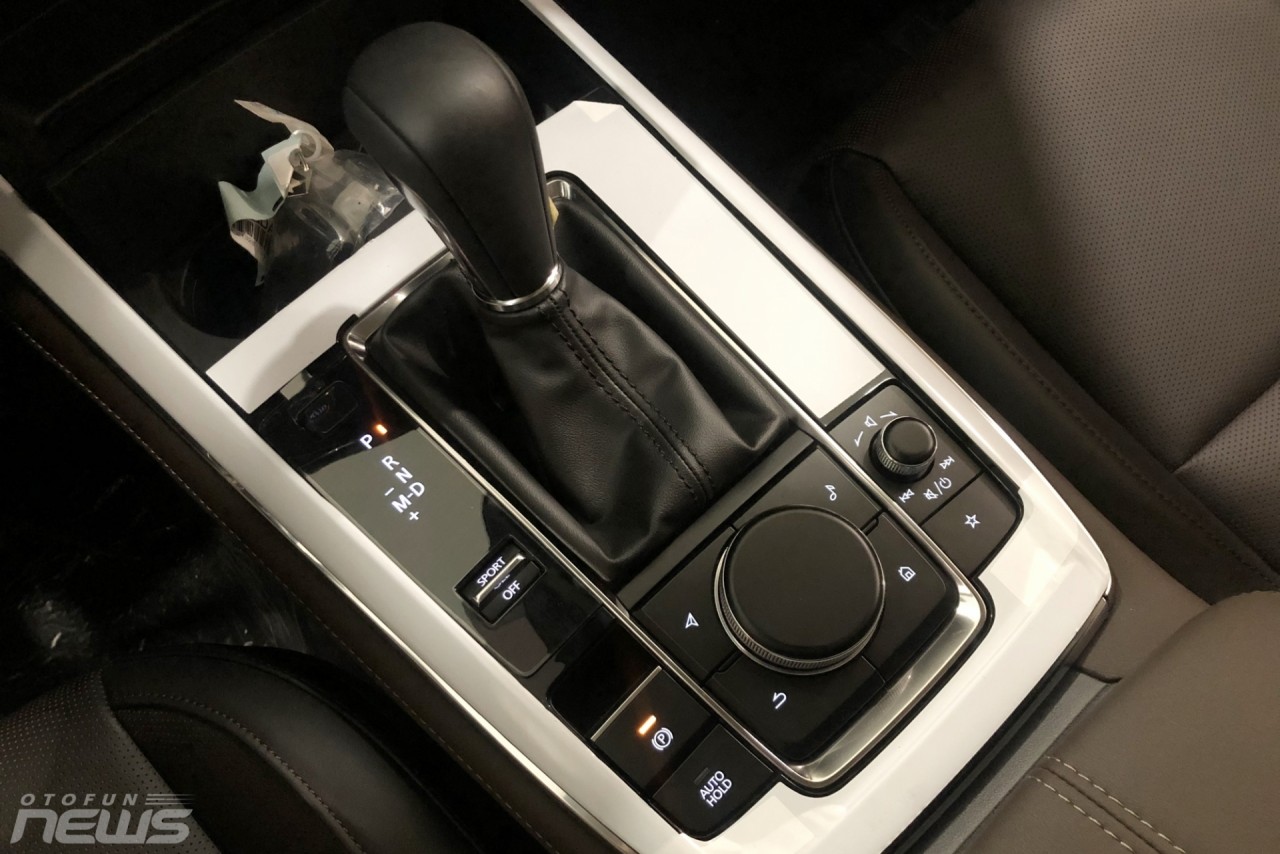 Cận cảnh Mazda CX-30 hoàn toàn mới