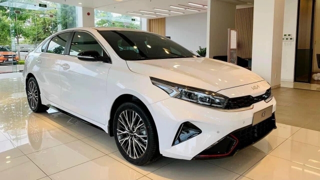 Dừng bán Kia K3 số sàn và động cơ 2.0L
