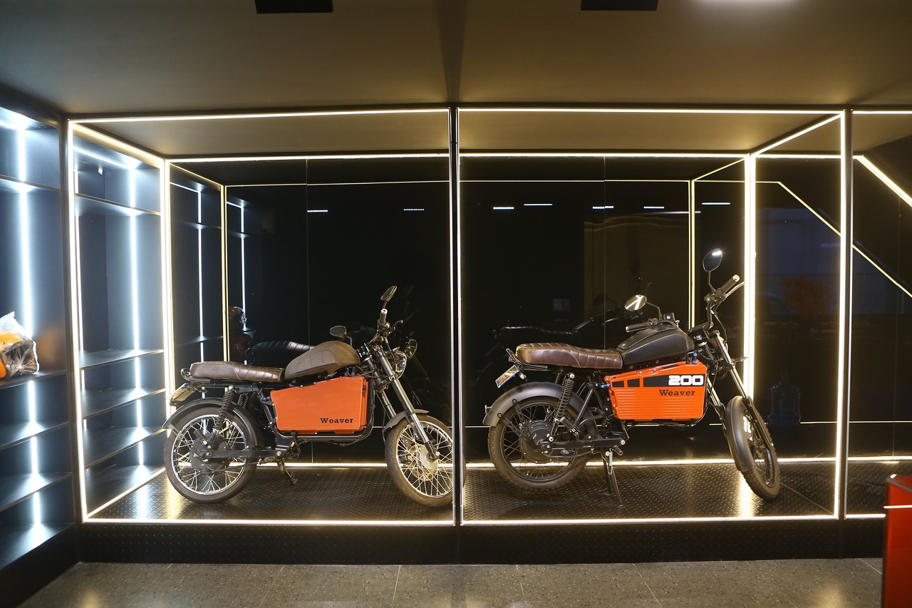 Dat Bike khai trương showroom tại Hà Nội