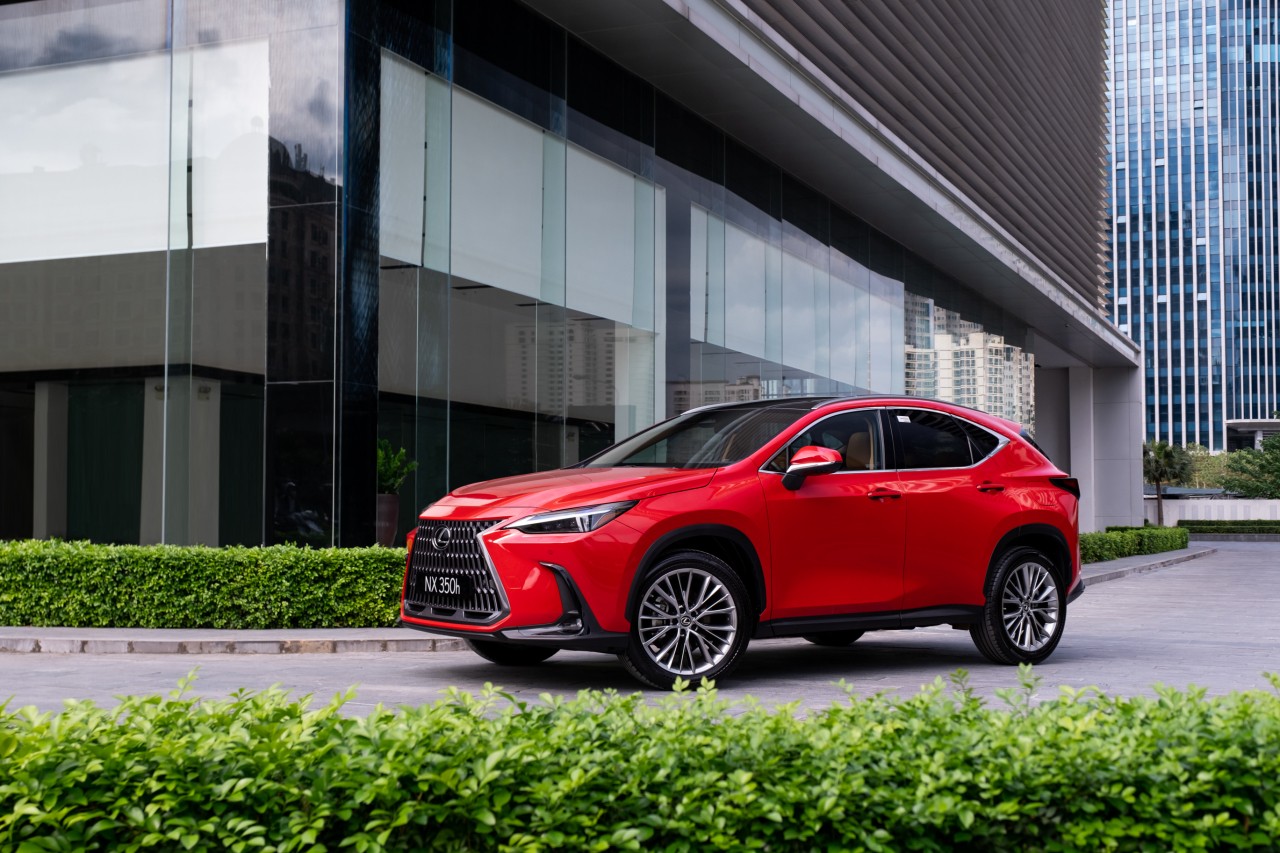 Lexus NX 2022 giá từ 3 tỷ đồng tại Việt Nam