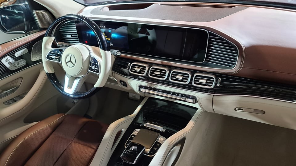 Mercedes Maybach GLS480 giá 8,399 tỷ đồng tại Việt Nam