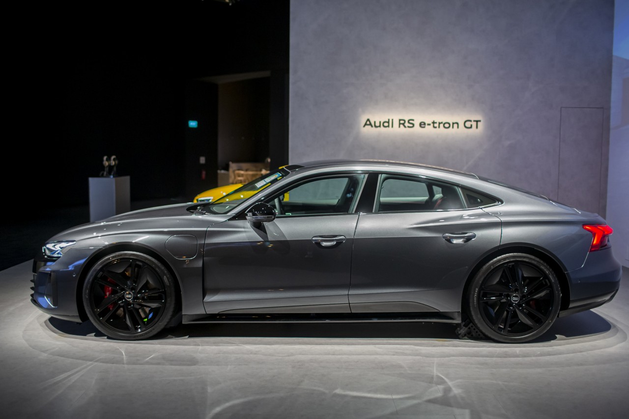 Audi RS e-tron GT ra mắt trong tháng 4 Audi RS e tron GT ra mắt trong tháng 4