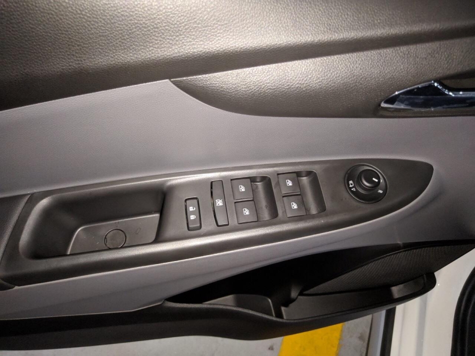 vinfast fadil ve dai ly san sang cho khach lai thu