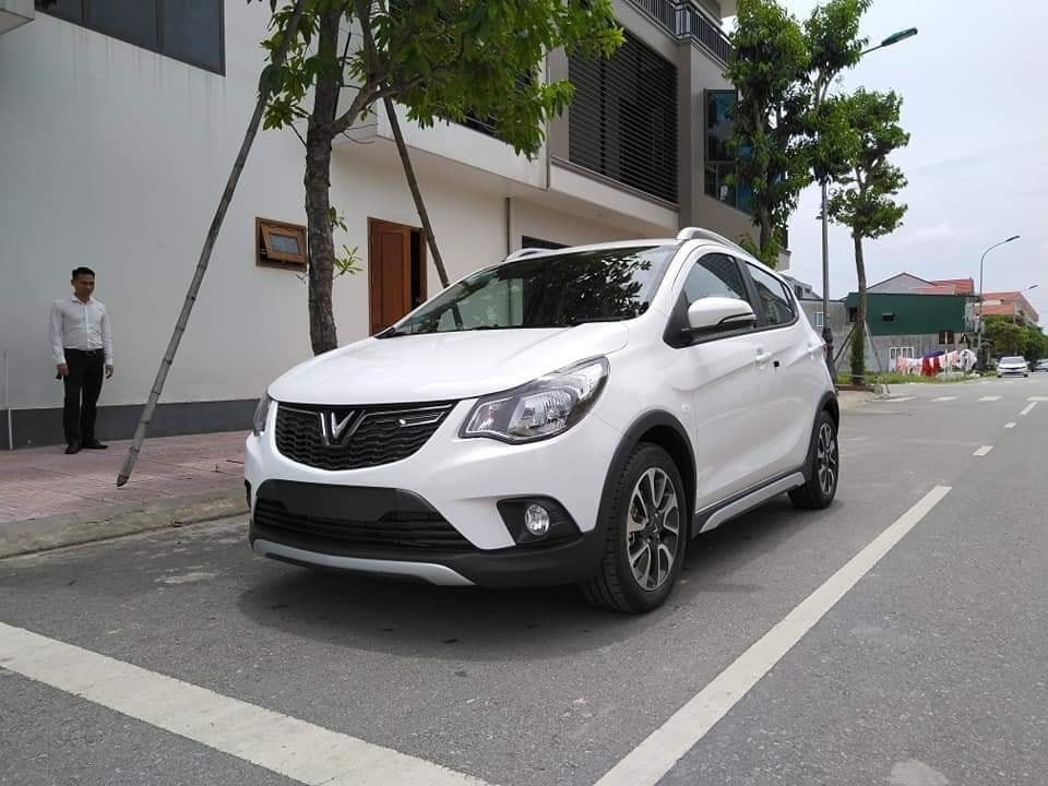 vinfast fadil ve dai ly san sang cho khach lai thu