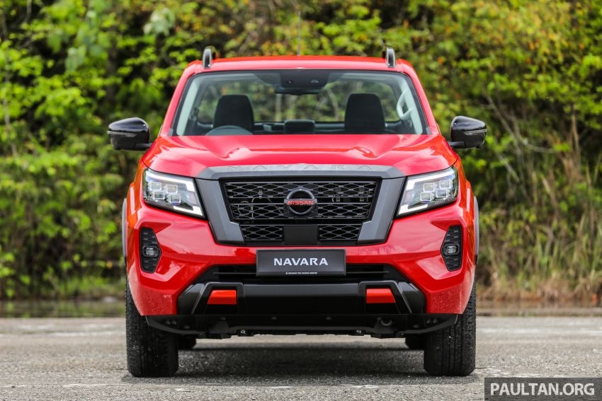 Nissan Navara 2021 giá 516 800 triệu đồng tại Malaysia