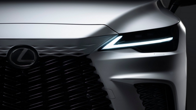 Lexus RX thế hệ mới sẽ ra mắt ngày 1/6