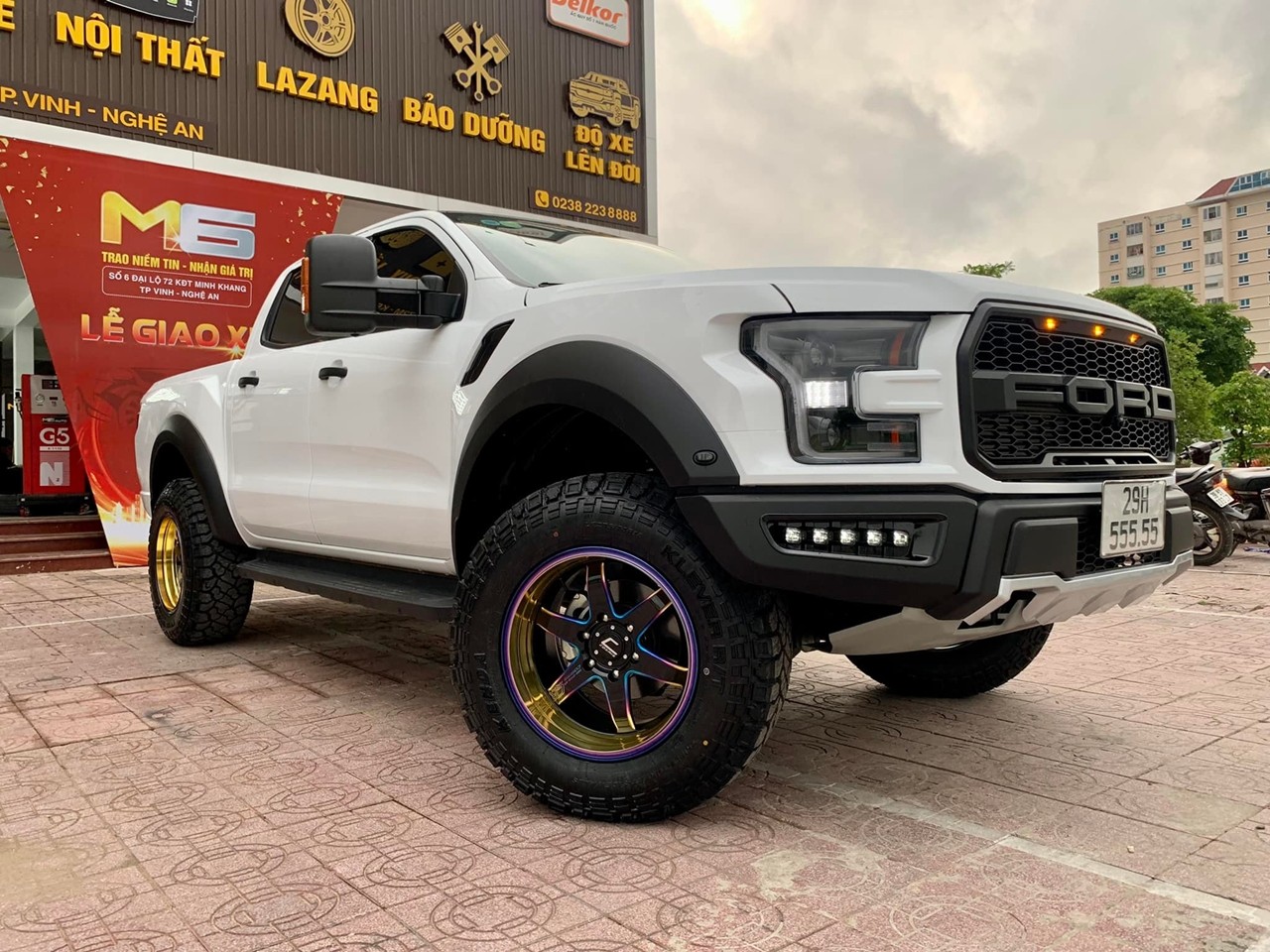 Ford Ranger XLS biển ngũ quý độ phong cách F150 Raptor