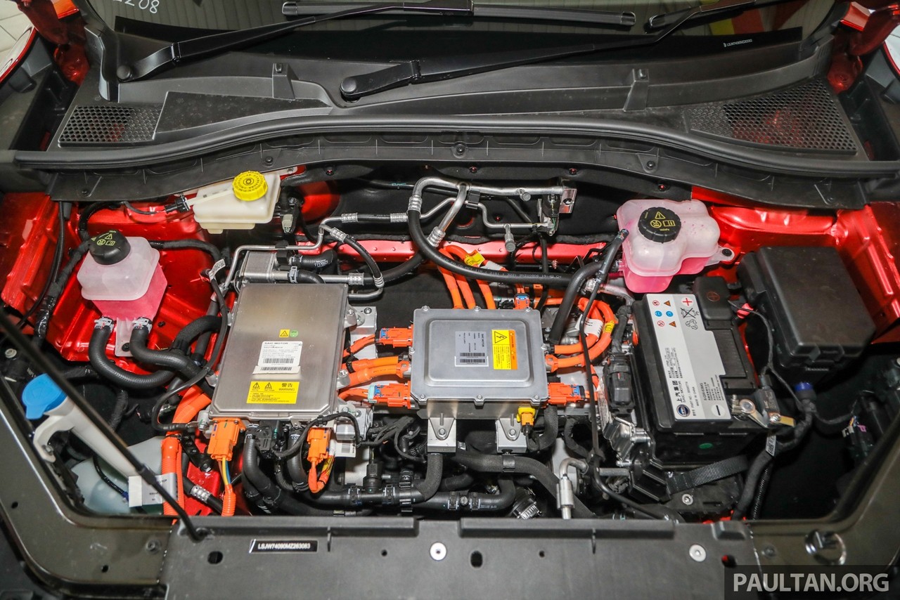 Xe điện MG ZS EV giá từ 1,2 tỷ tại Malaysia