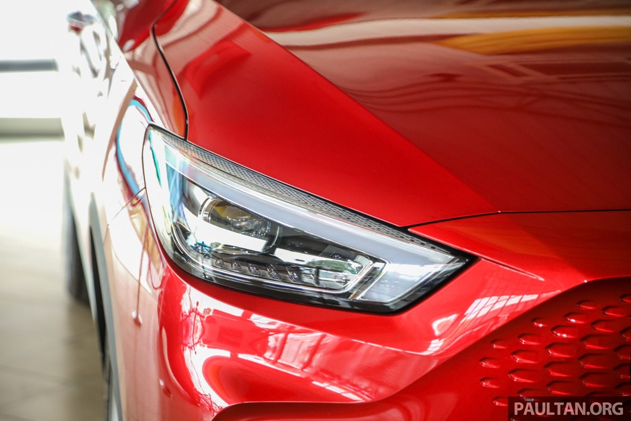 Xe điện MG ZS EV giá từ 1,2 tỷ tại Malaysia