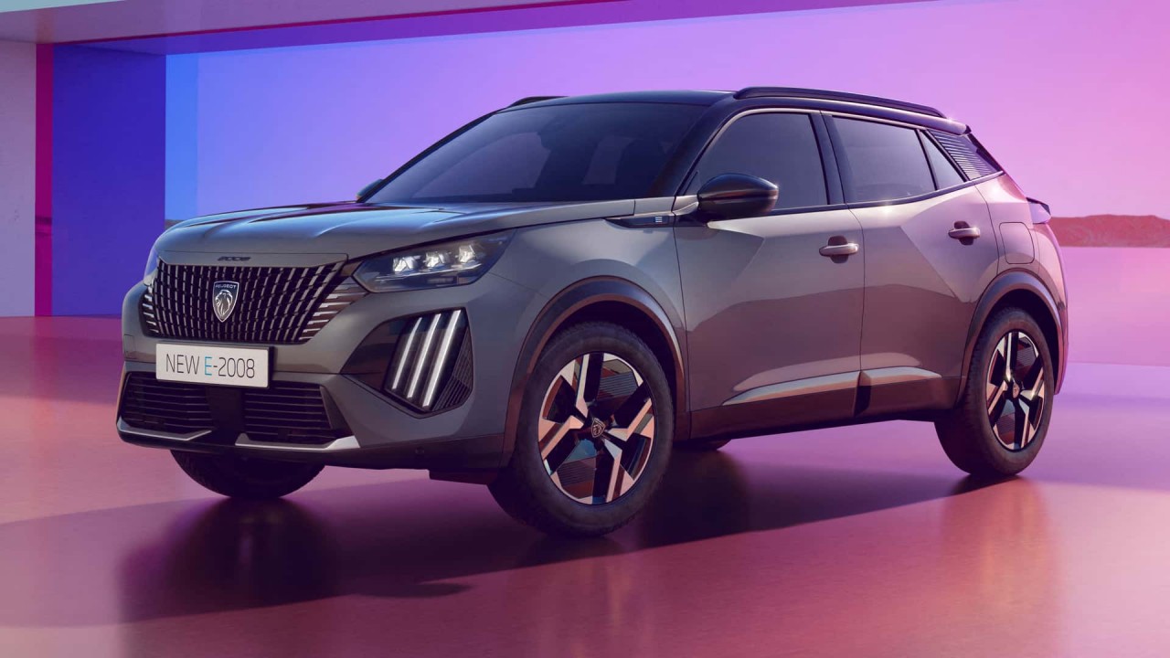 Peugeot 2008 ra mắt bản nâng cấp, tăng phạm vi hoạt động của phiên bản chạy điện